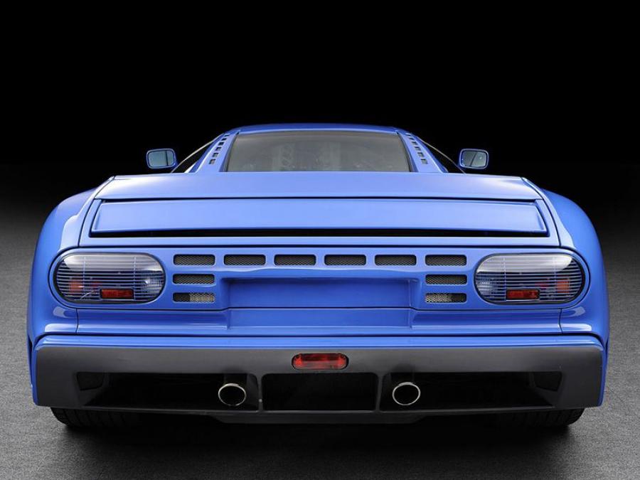  Bugatti EB110 GT 1992 года  (фото 9 из 44)